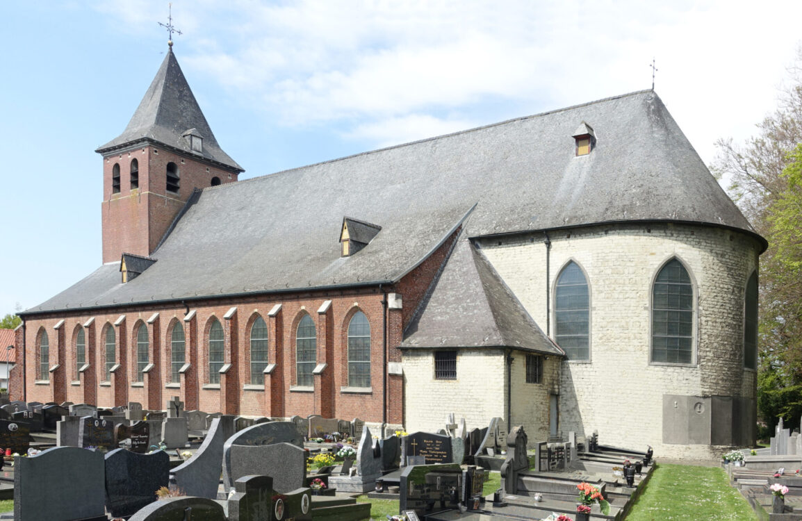 Sint-Niklaaskerk te Leest