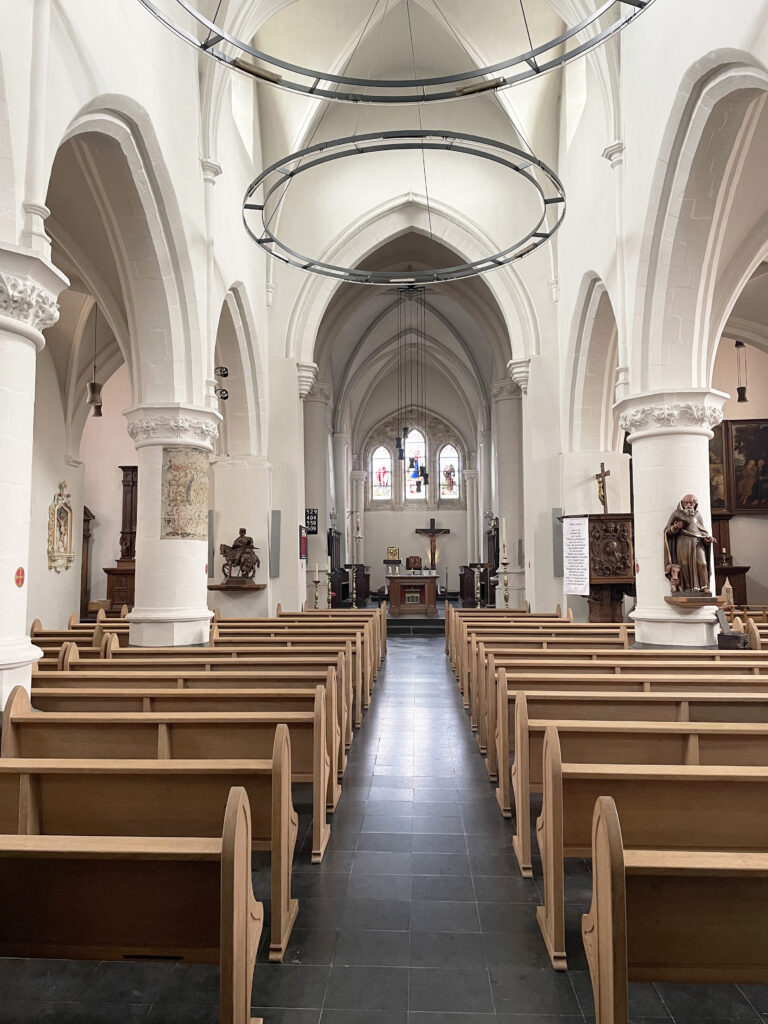Sint-Martinuskerk te Sint-Martens-Lennik
